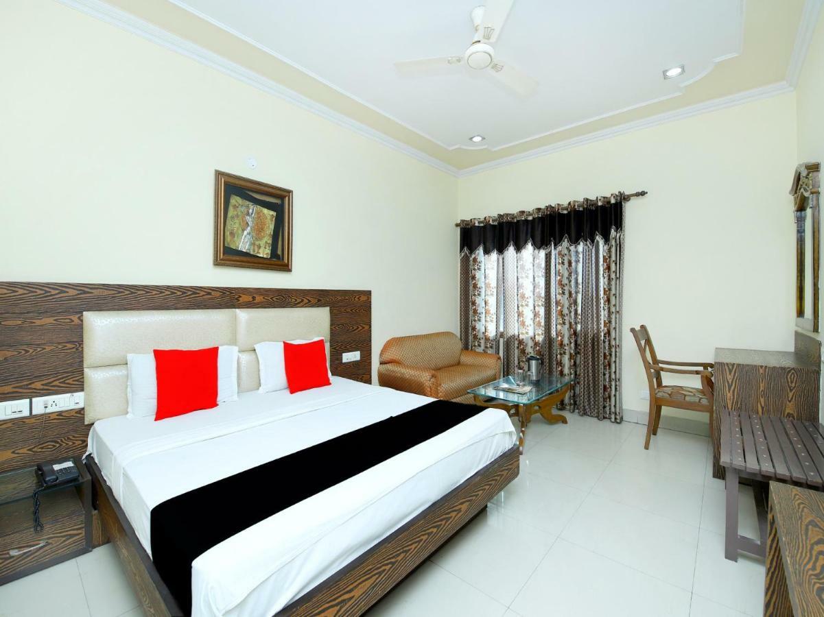 Hotel Sanjog International Amritsar Ngoại thất bức ảnh